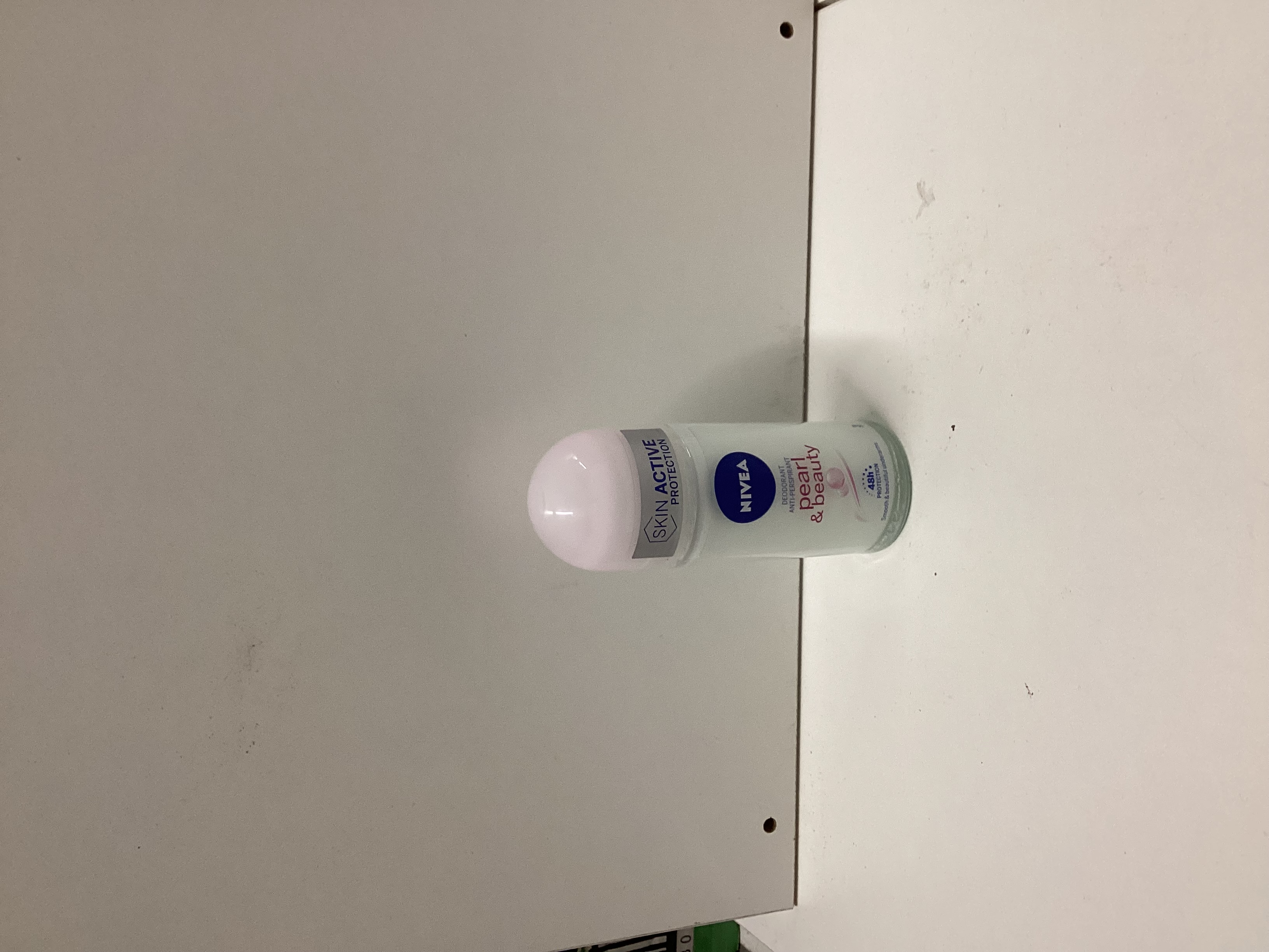 Nivea pearl&beauty