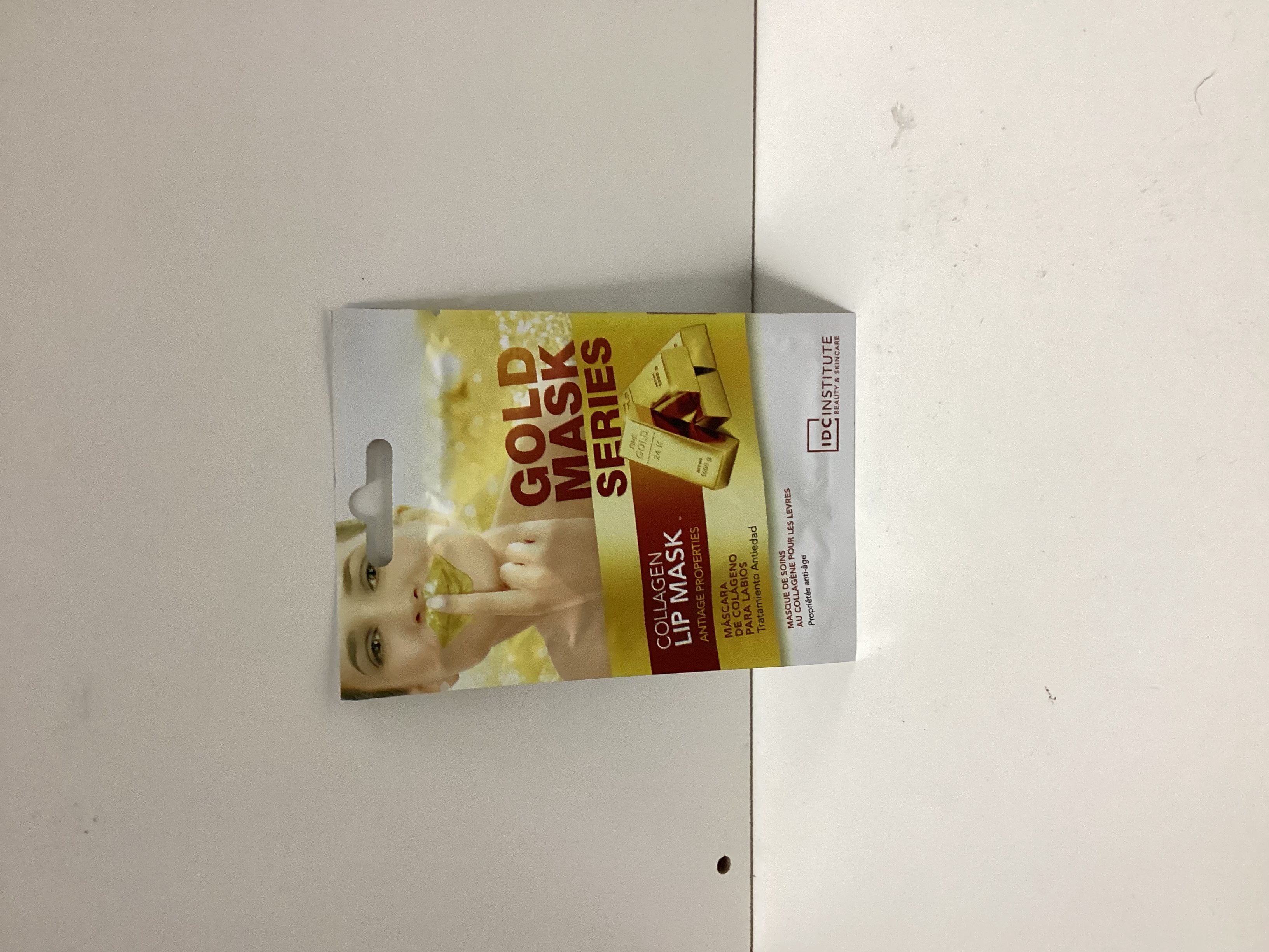 Lip mask collegene 