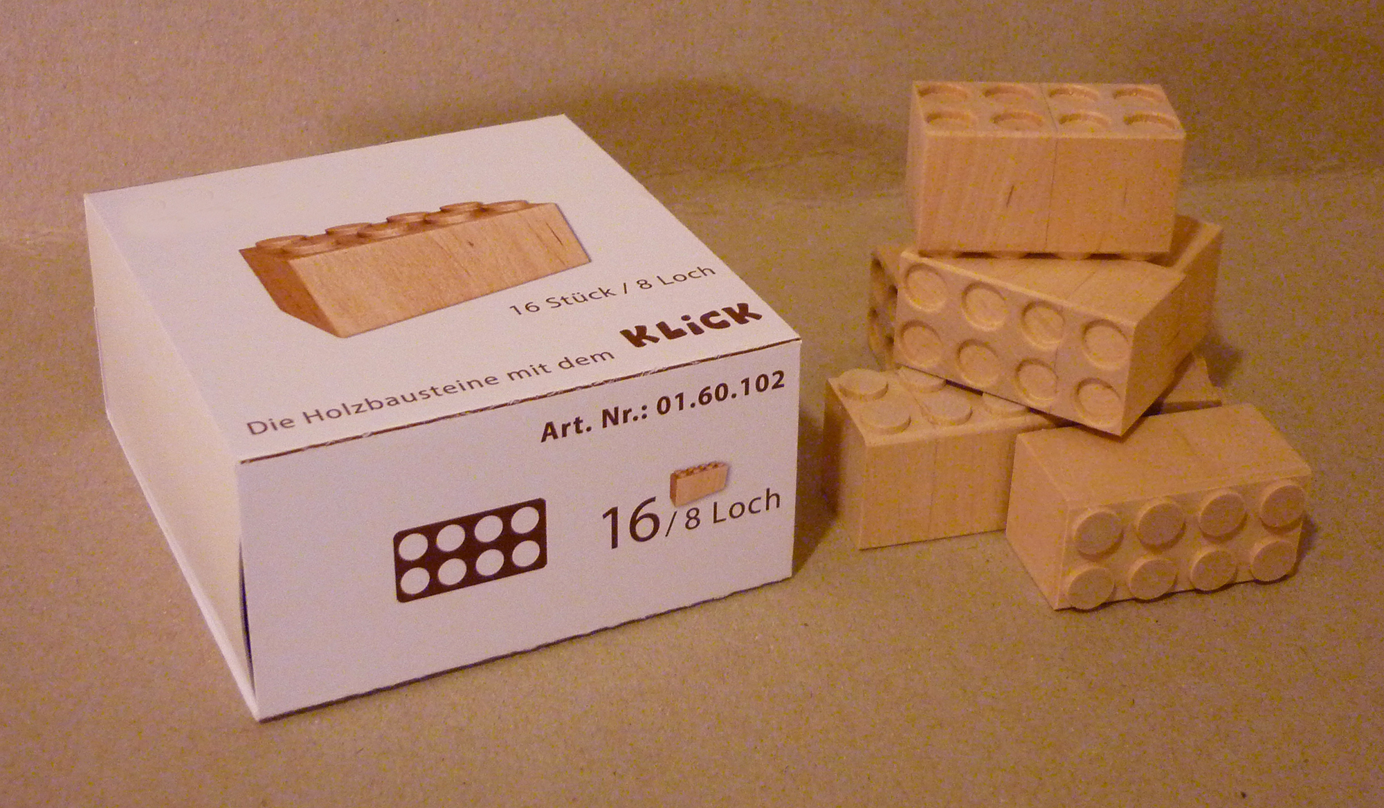 16 Stück Holzbausteine / 8 Loch