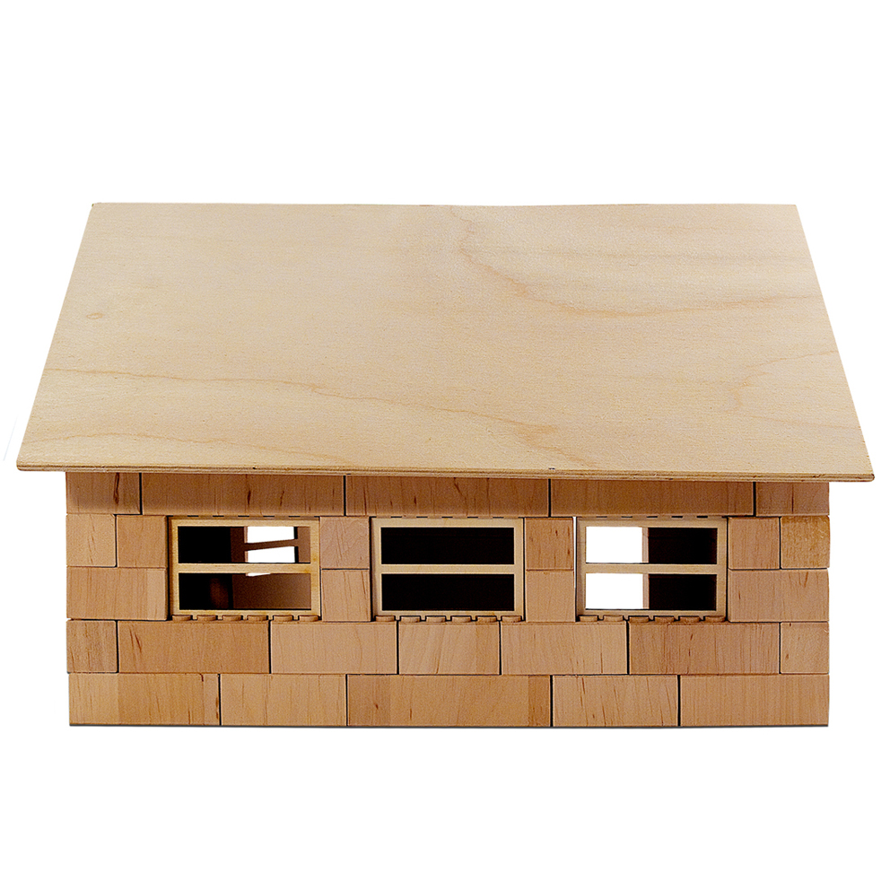 Holzbausteinsatz Pferdestall