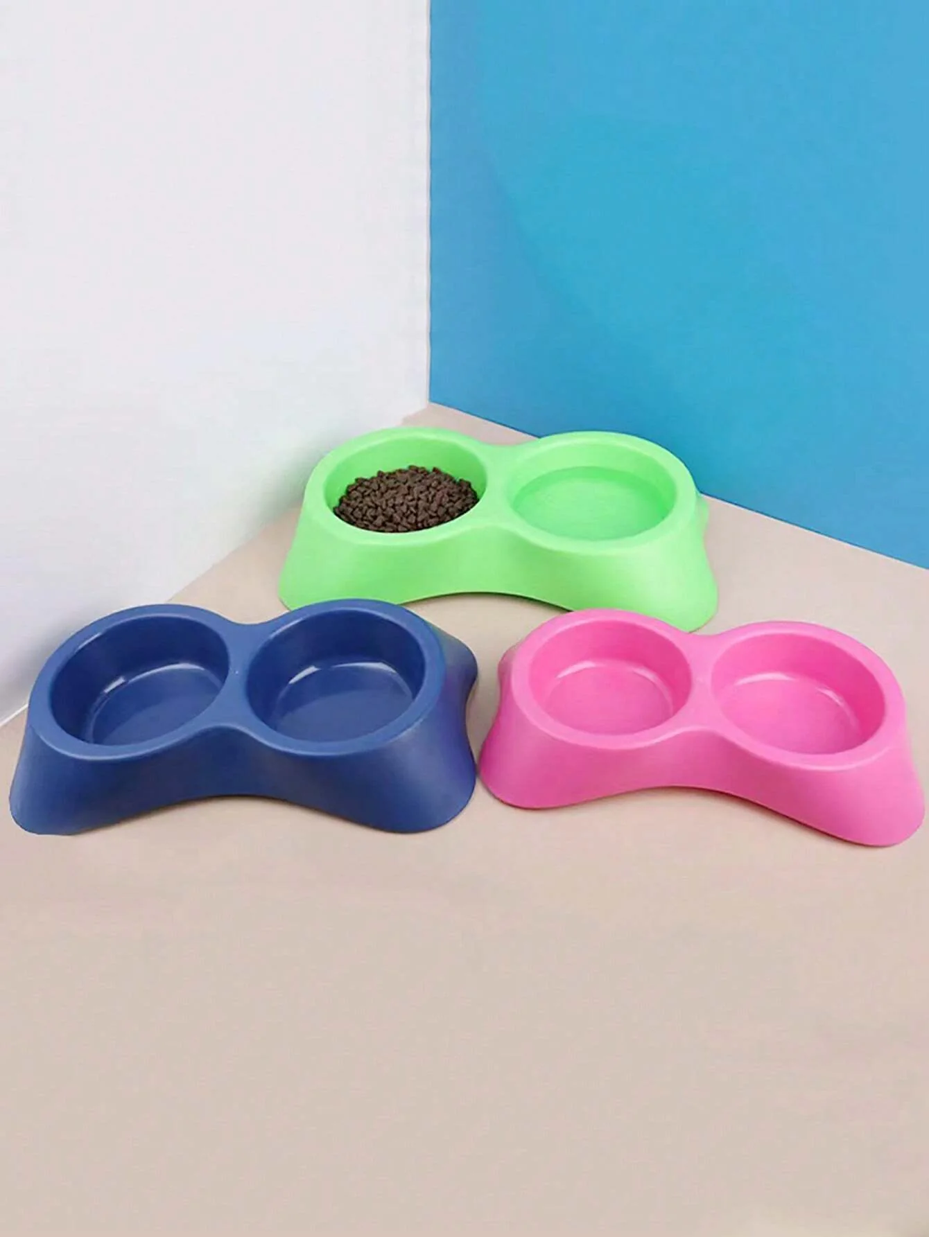 Double Cat Bowl Feeder