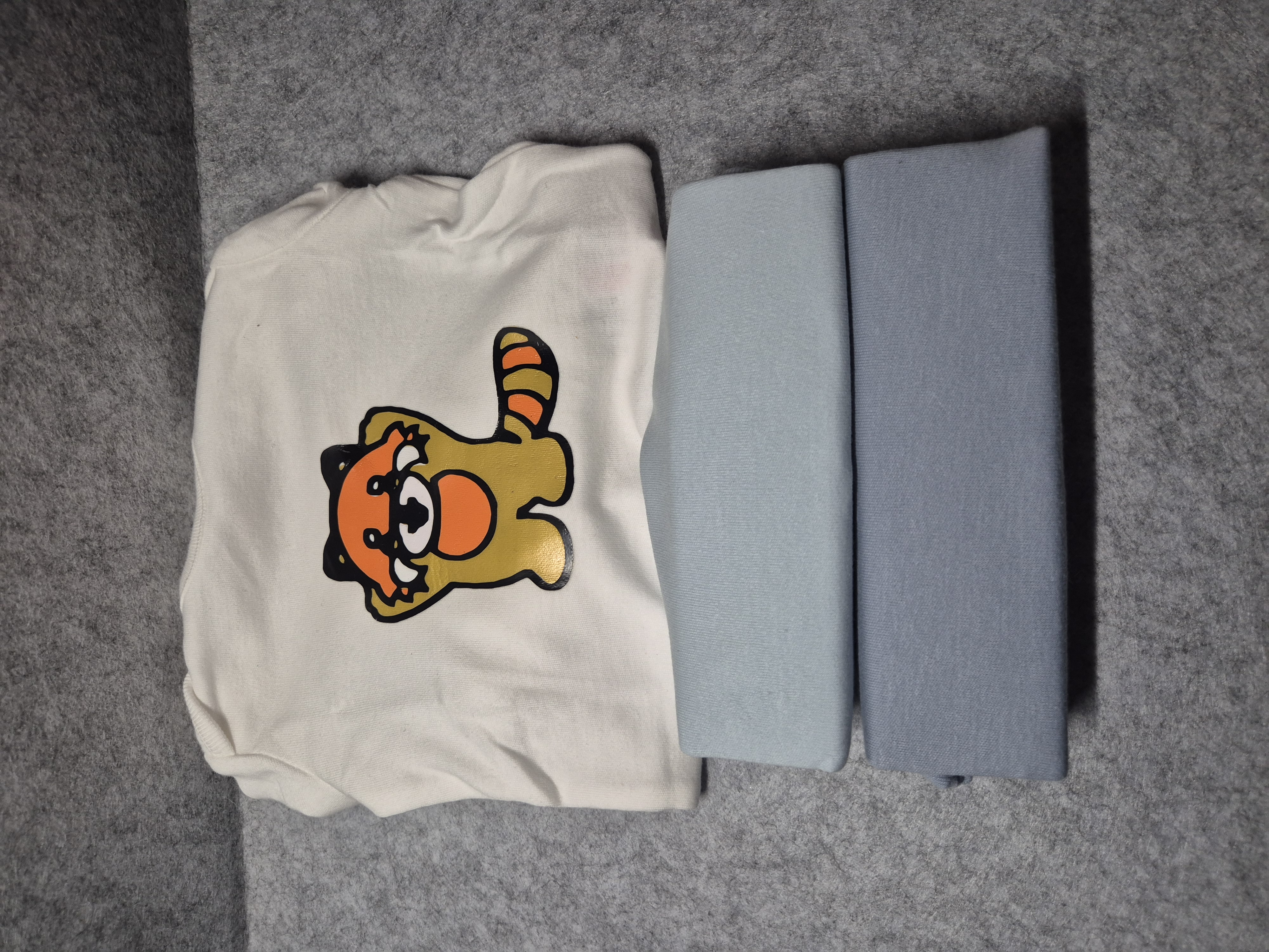 Short sleeve bodysuit