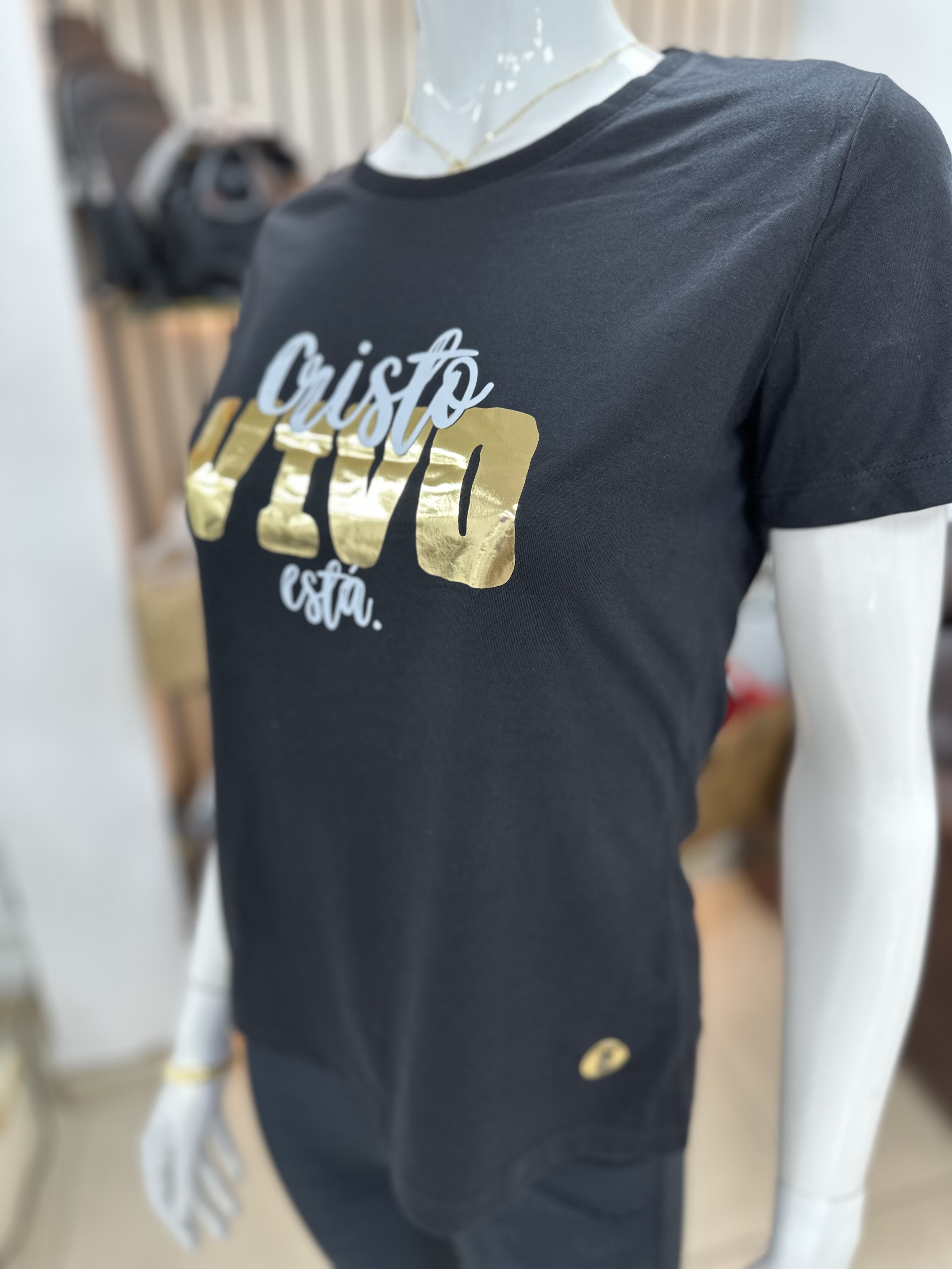 Cristo Vivo Women's T-shirt