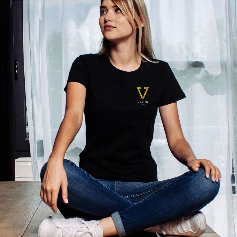 T-shirt VAYRA – Indossare la professionalità