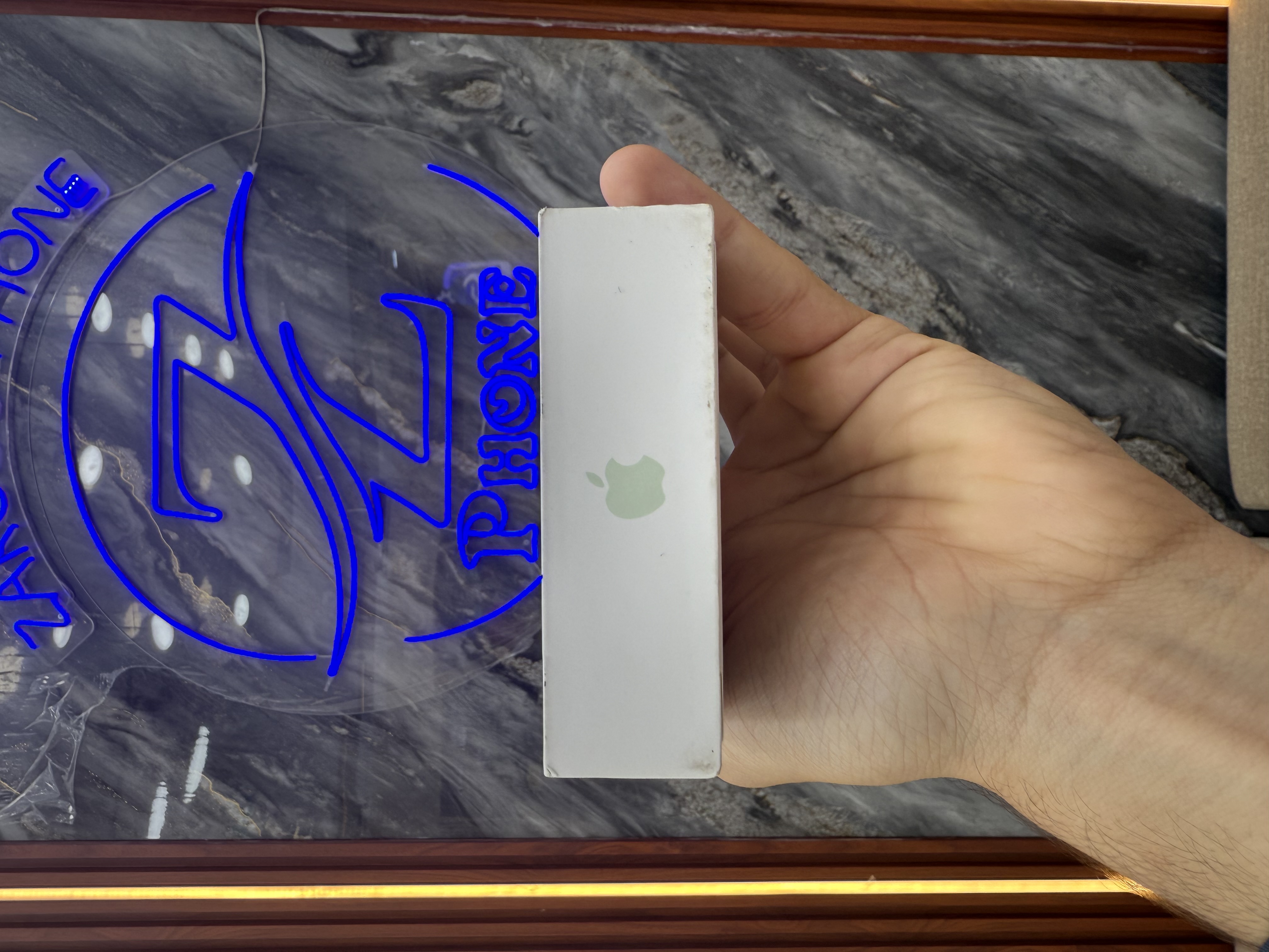 iPhone 15+