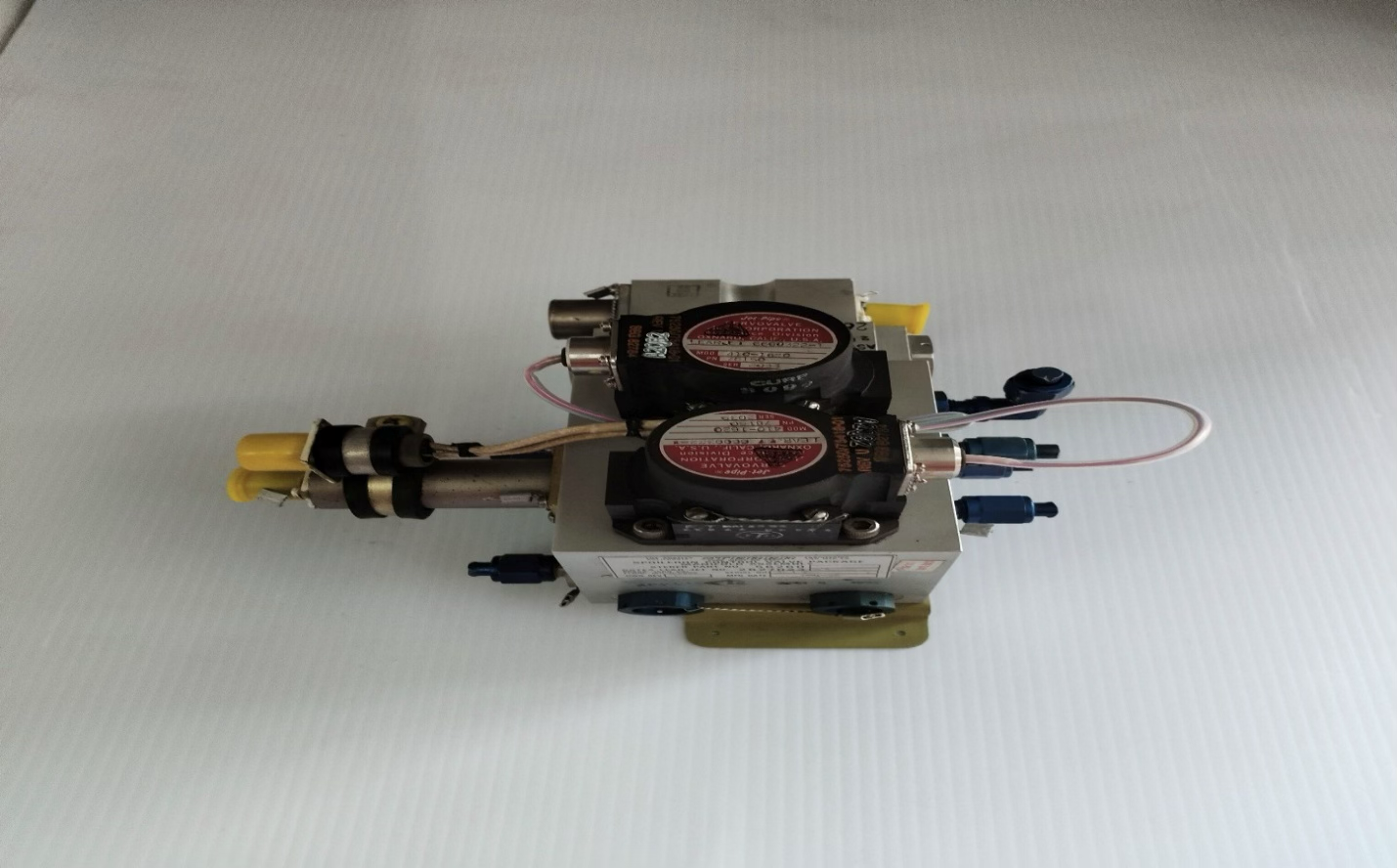 VALVE, SPOILER MANIFOLD