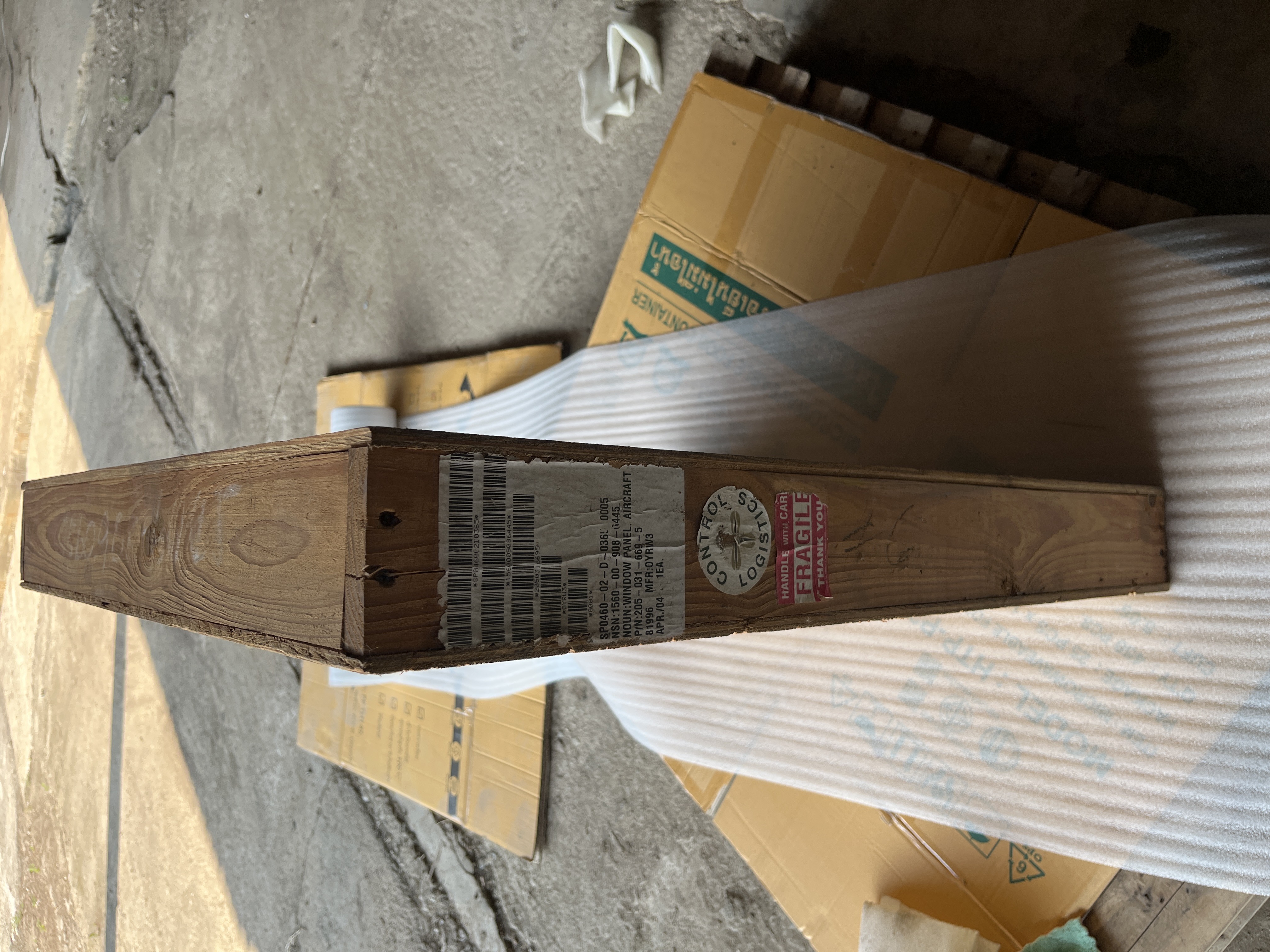 WINDOW PANEL,AIRCRAFT