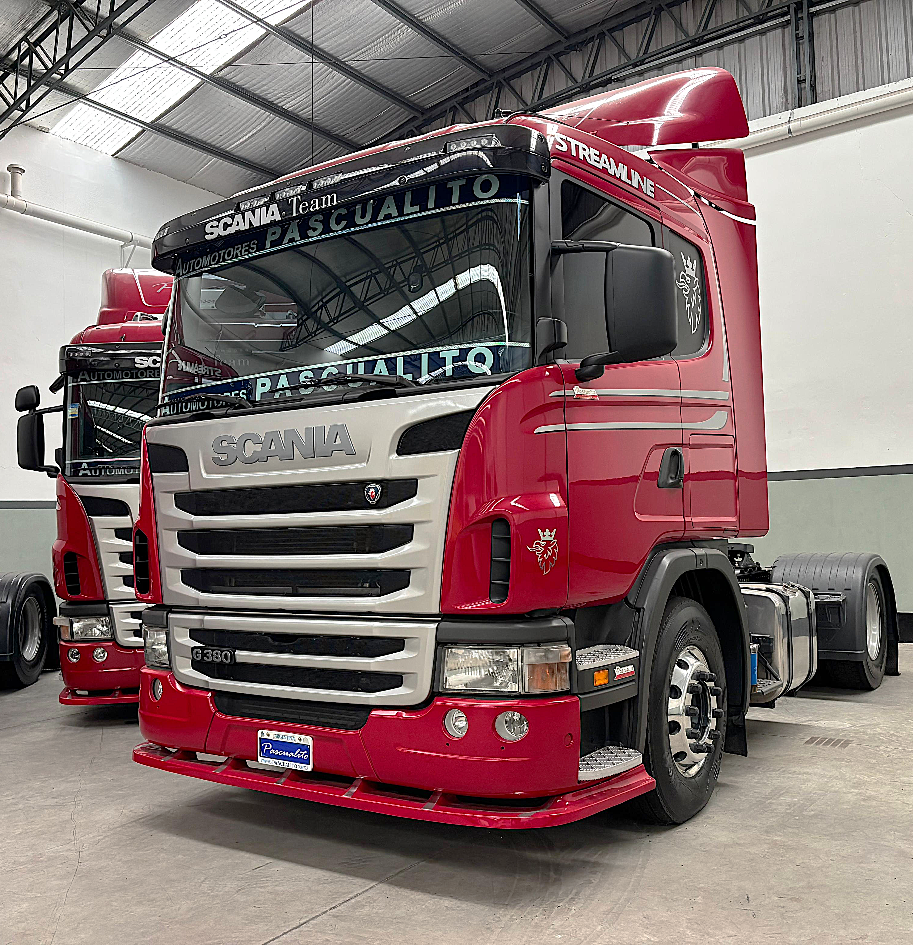 SCANIA - CAMIONES
