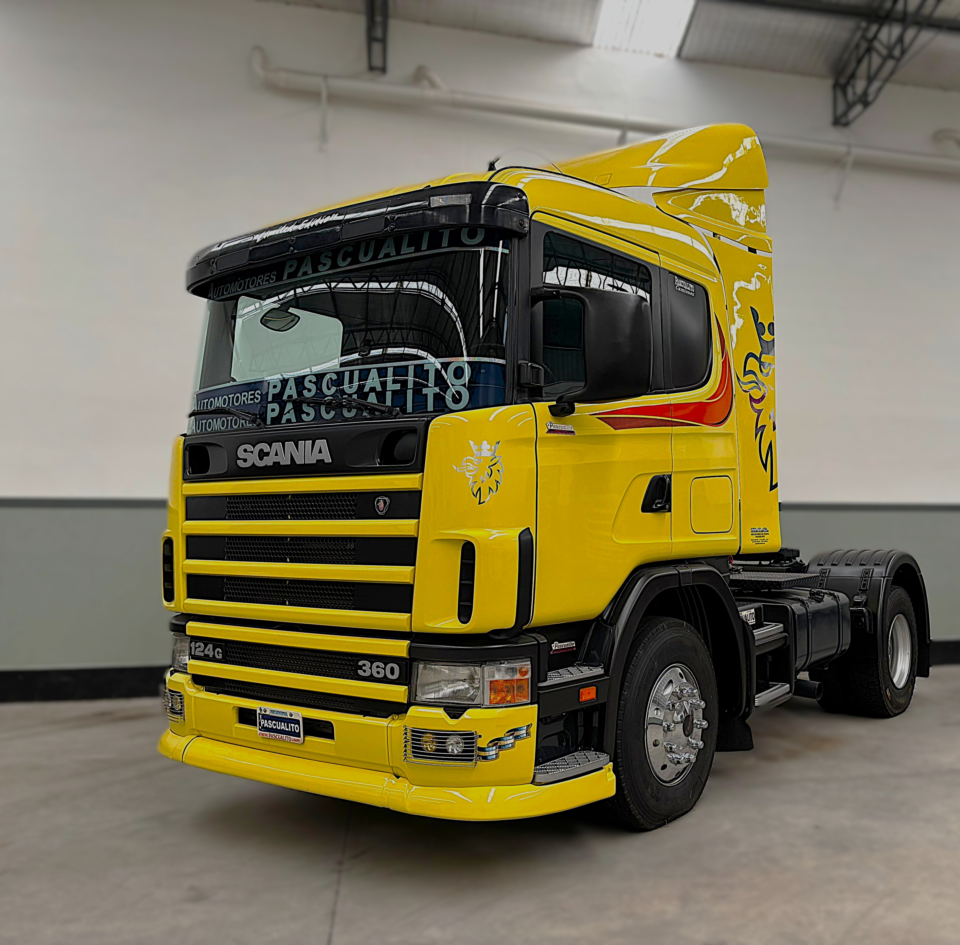 SCANIA - CAMIONES