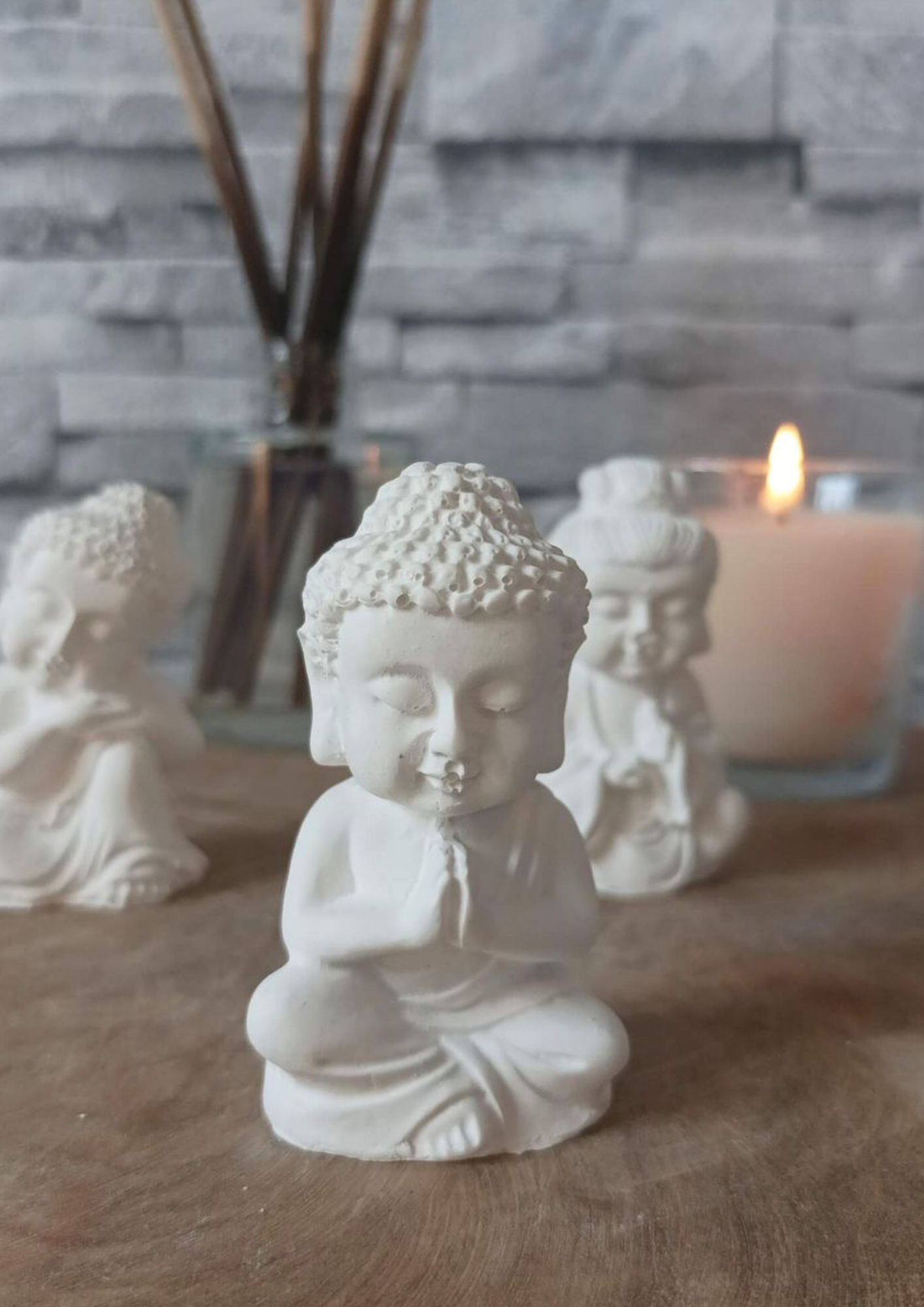 Figura de Buda en Resina Acrílica 