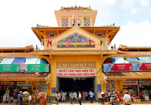 Sai Gon Shore Excursion: The Secrets of Cholon & Authentic Street Food