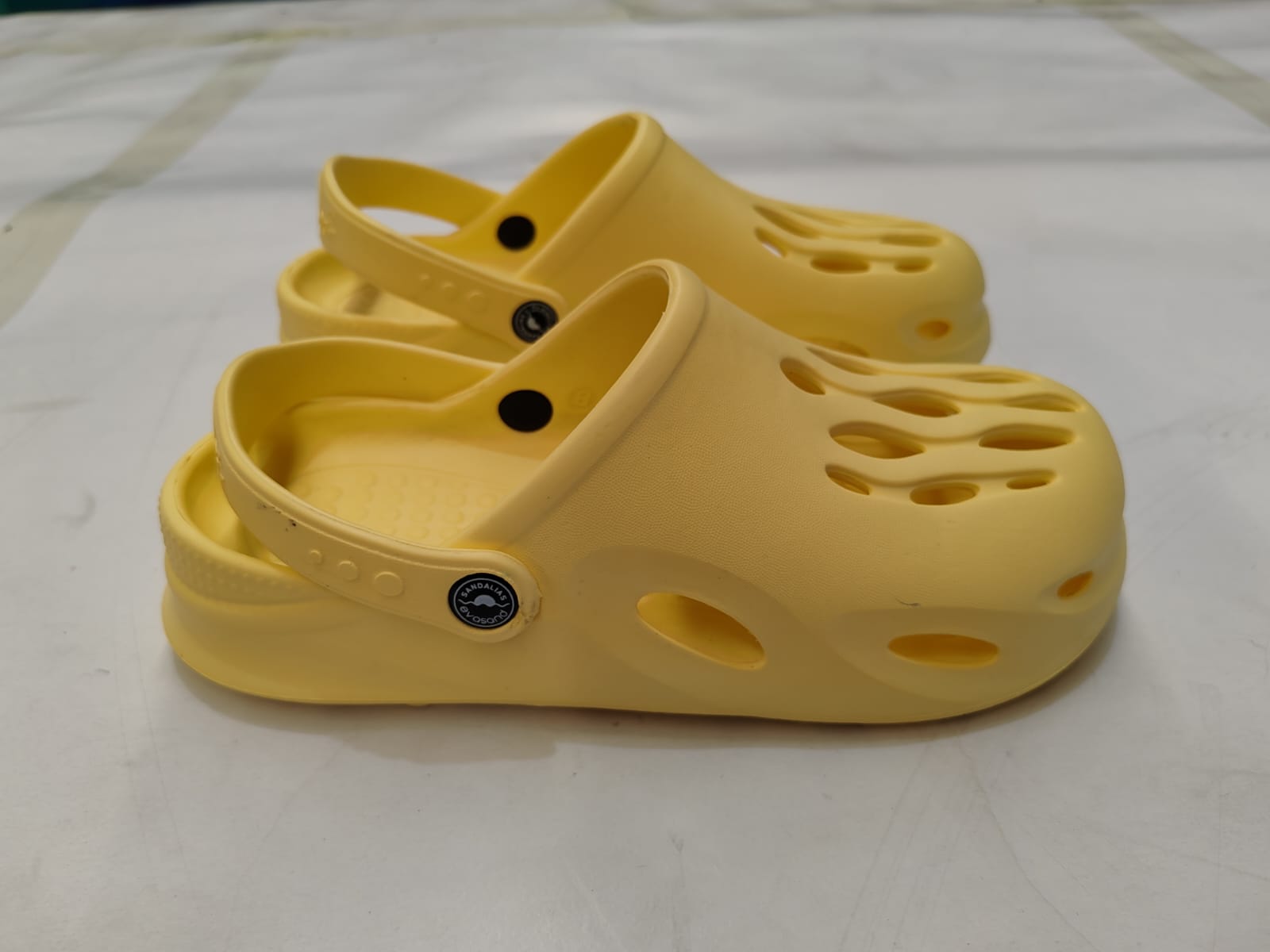 Sandalias tipo Crocs Llamas EvaSand