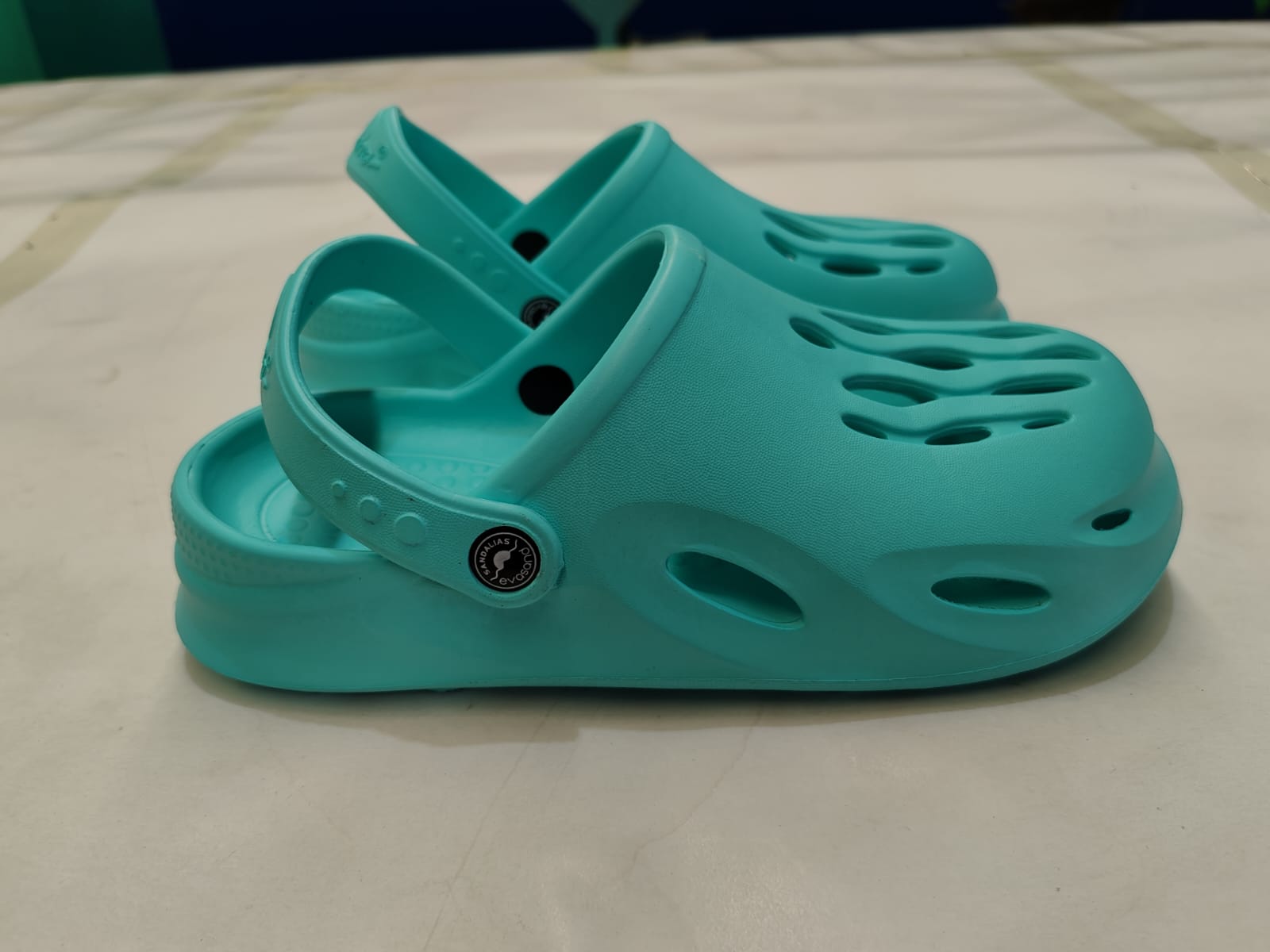 Sandalias tipo Crocs Llamas EvaSand