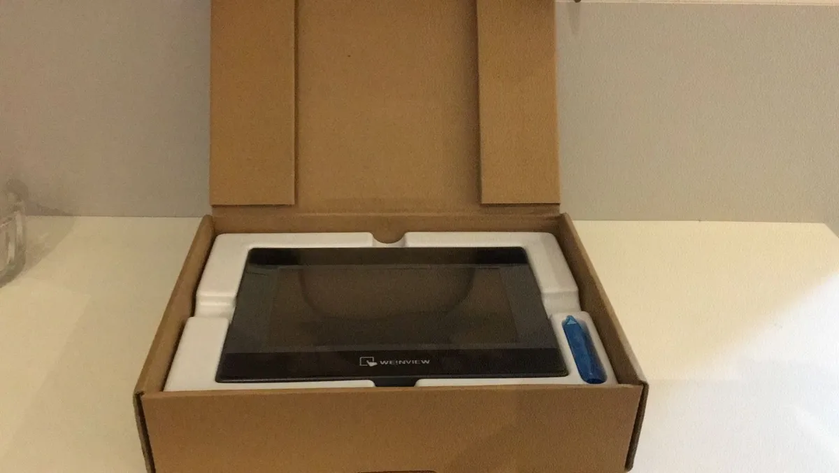 IHM Weintek MT8071iP