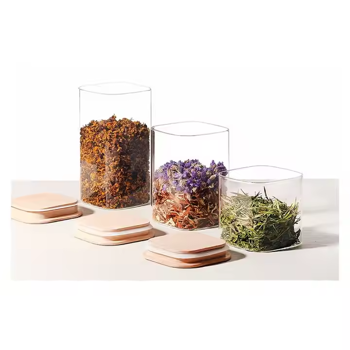 Round glass with bamboo lid in several sizes for food storage