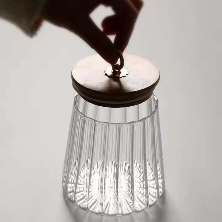 Custom made spice food storage with 8.5 cm diameter Airtight glass with high boro silicate content and bamboo lid in Home