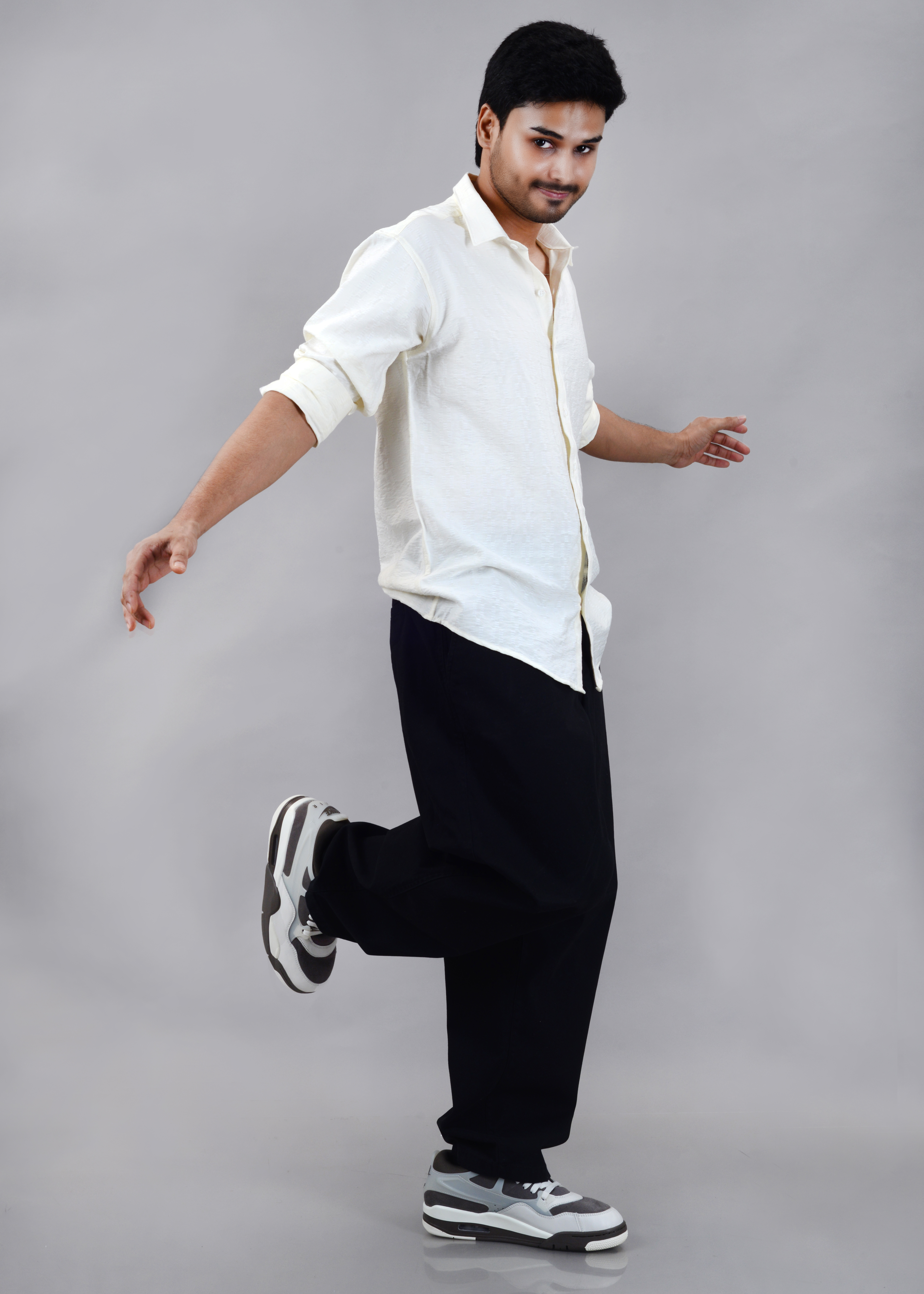 The Ivory Slub Textured Shirt