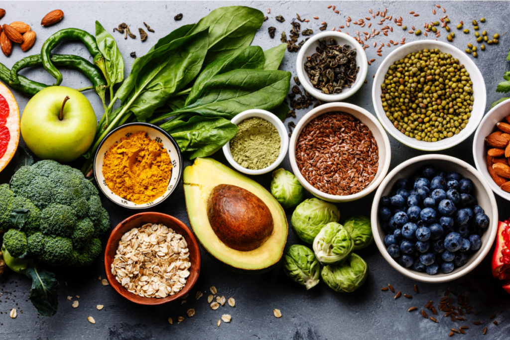 Personalised Diet plan and 3-month biweekly follow-ups / Plan de alimentación personalizado con seguimiento quincenal durante 3 meses