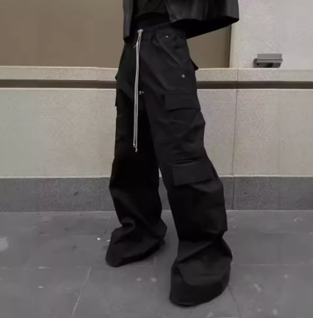 Black Wide-Leg Cargo Pants