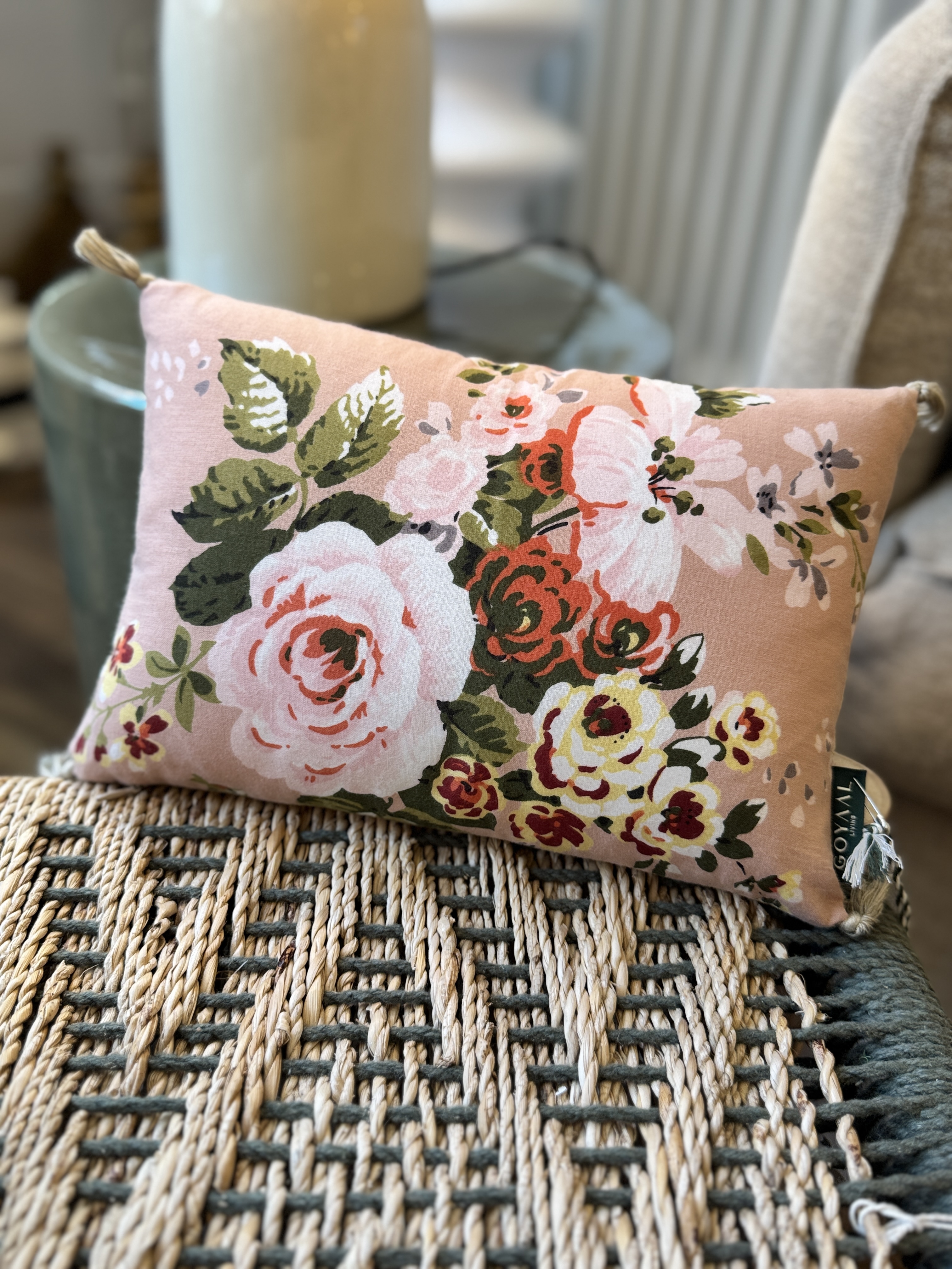 Coussin décoratif fleuri