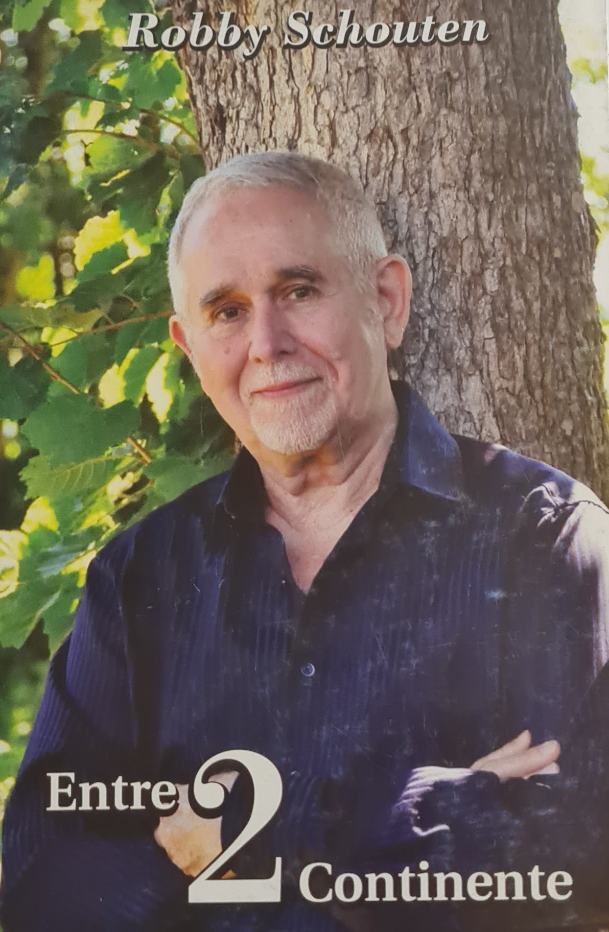 Entre 2 Continente by Robby Schouten
