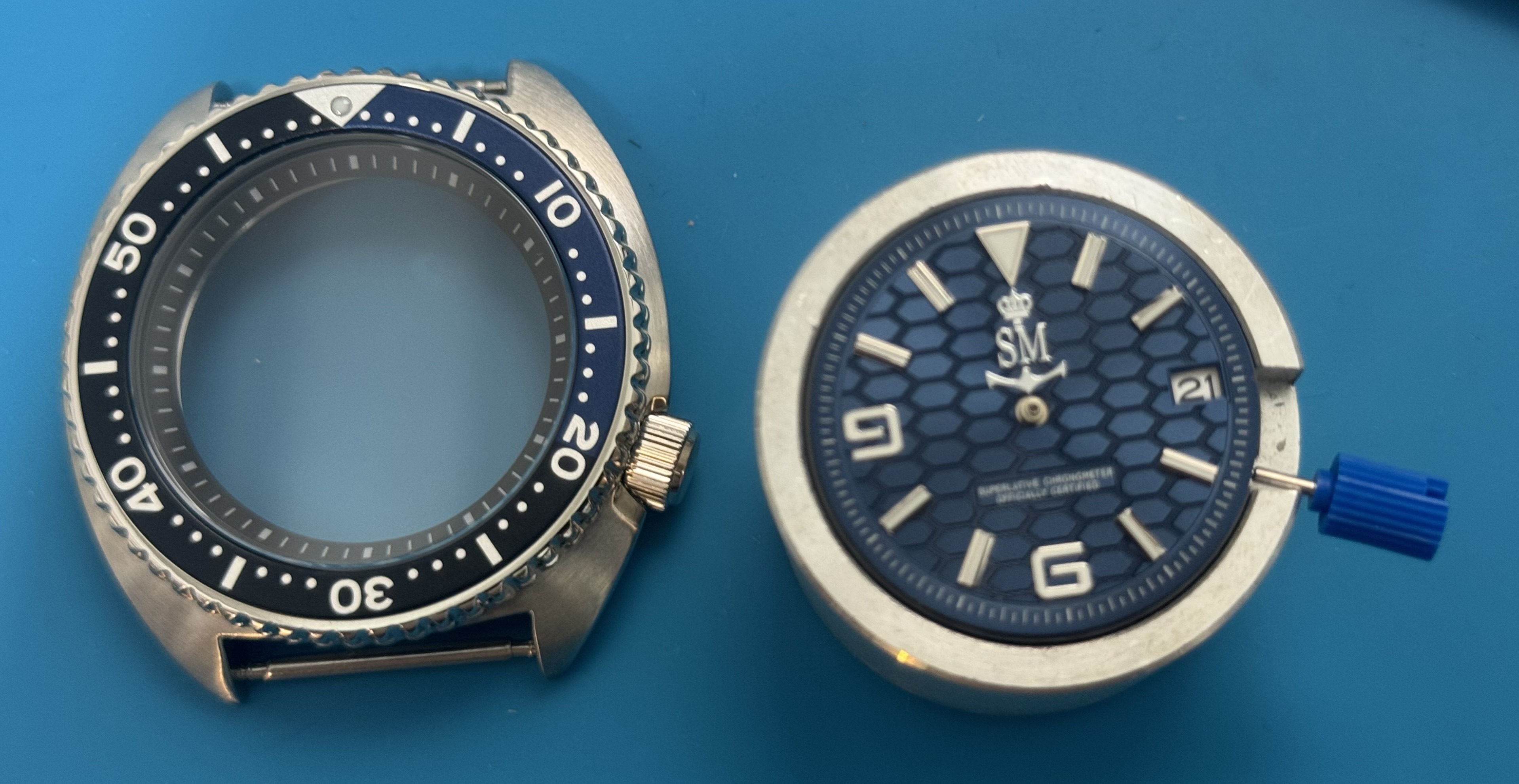 Relojes personalizados únicos, ejemplo reloj Salvamento Marítimo