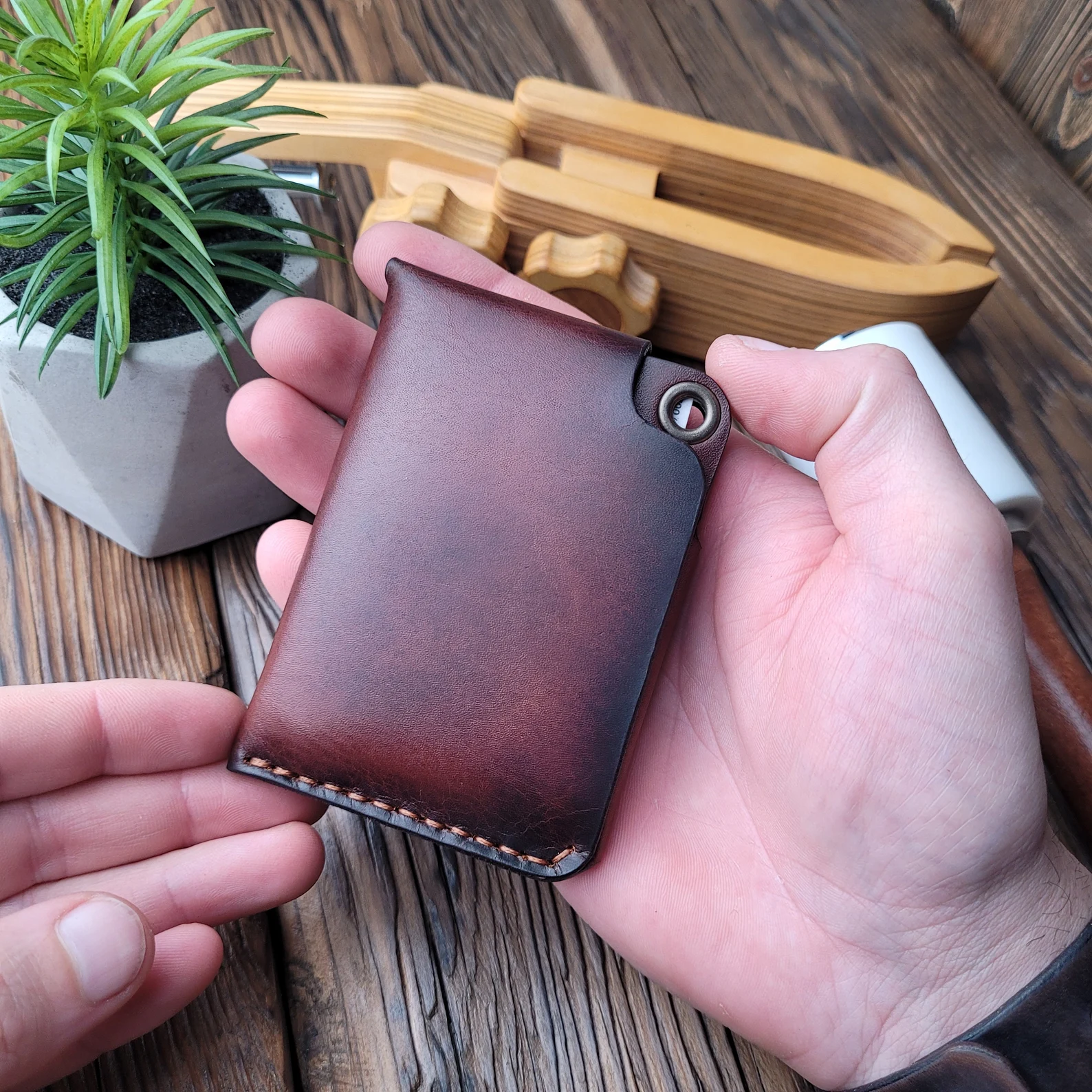 Lucky Toronto Minimalist Credit Card Holder, Handmade Genuine leather cardholder