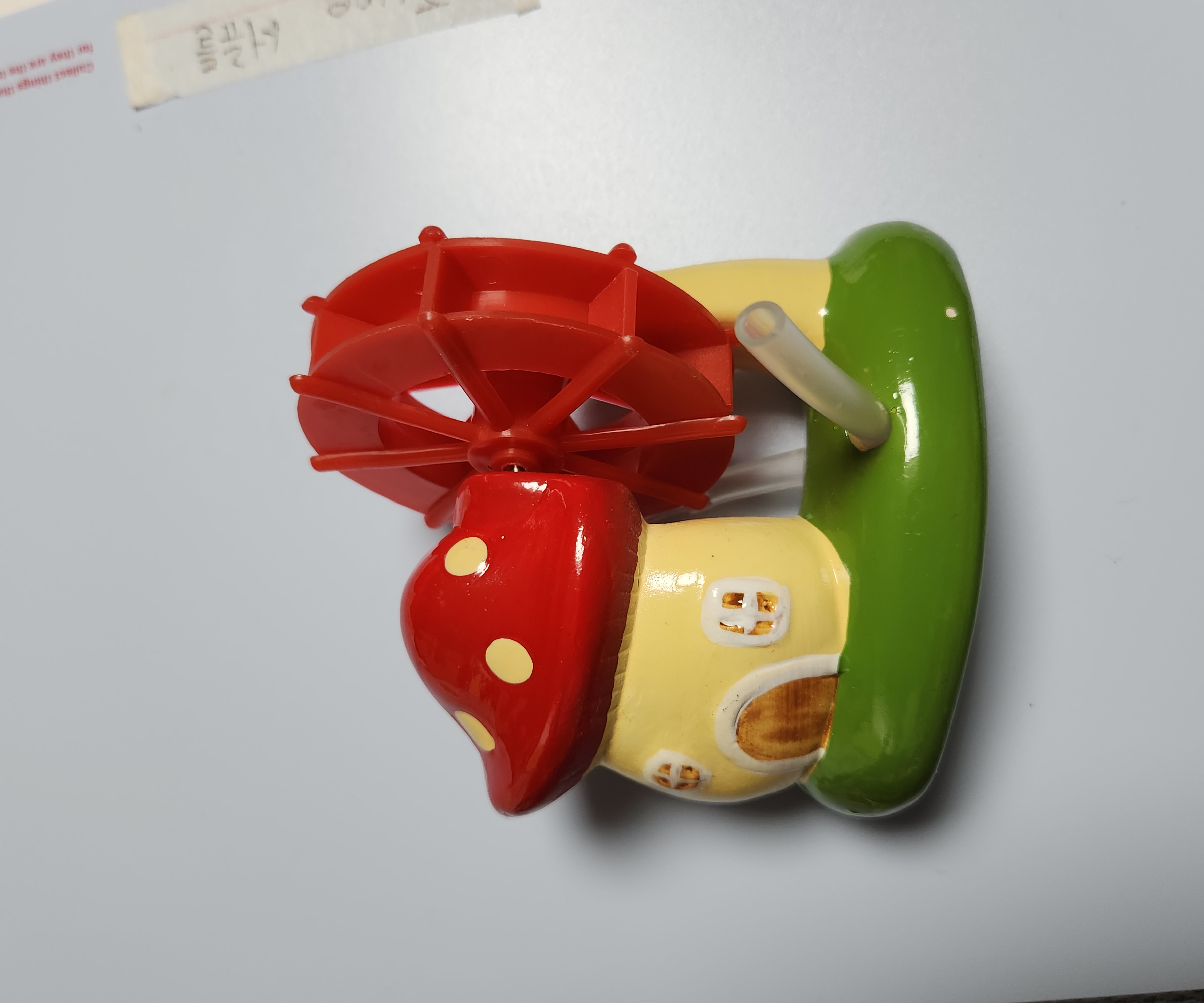 Mushroom-shaped Decorative Water Wheel
