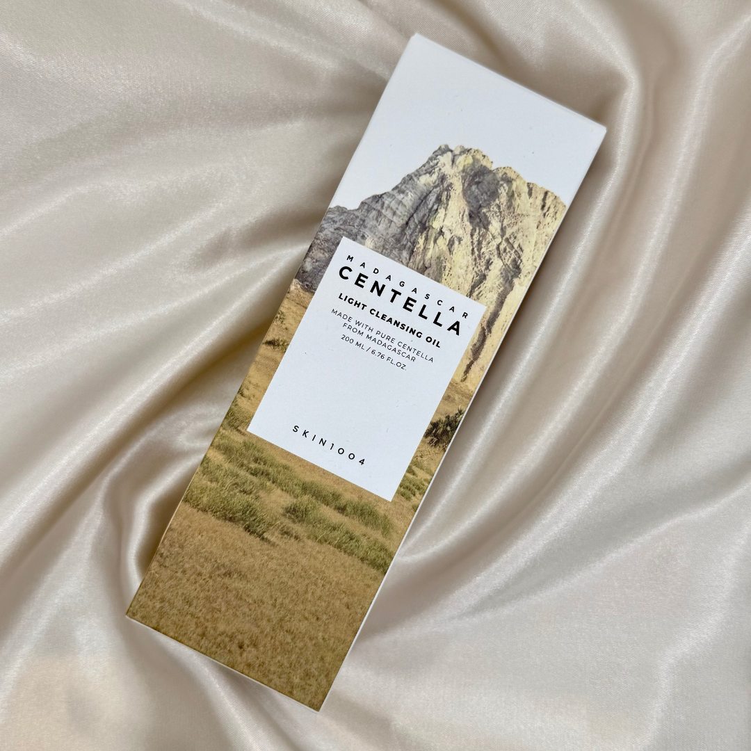 Madagascar Centella Light Cleansing Oil SKIN1004