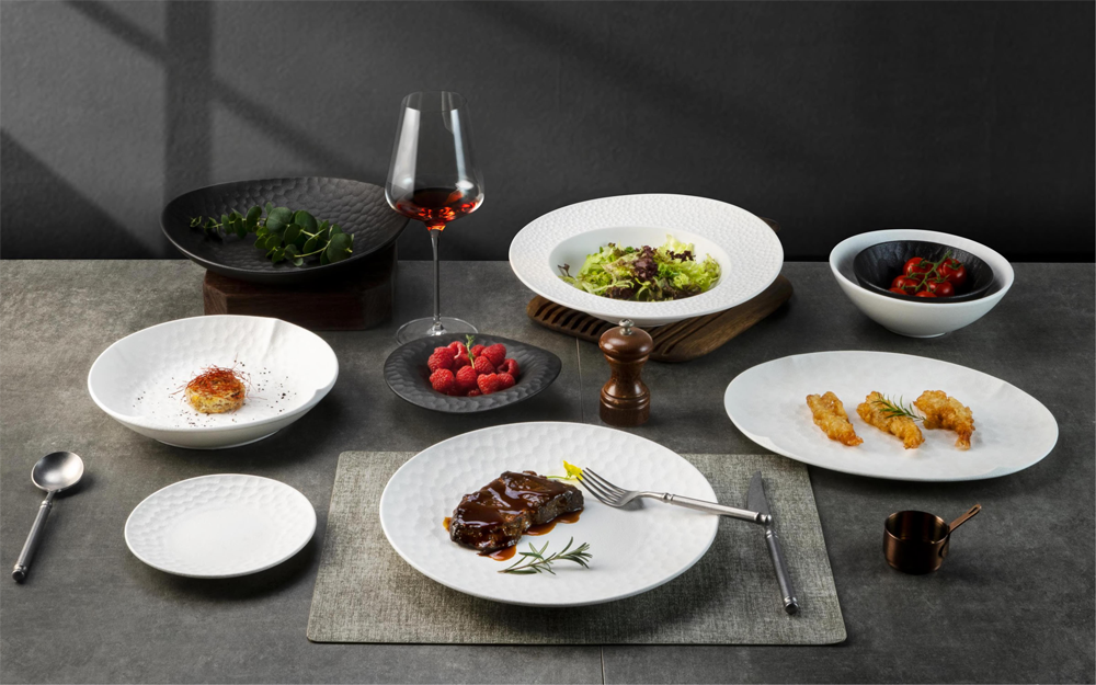 Elegant Porcelain Dinnerware Set