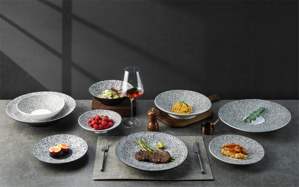 Luxury Porcelain Dinnerware Set