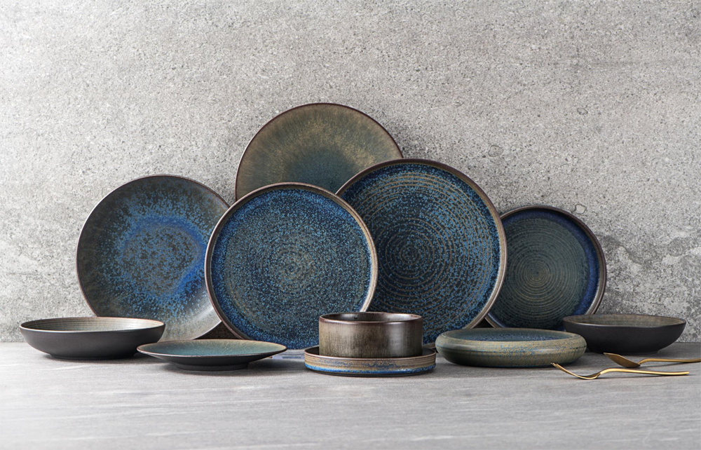 Ceramic dinnerware set