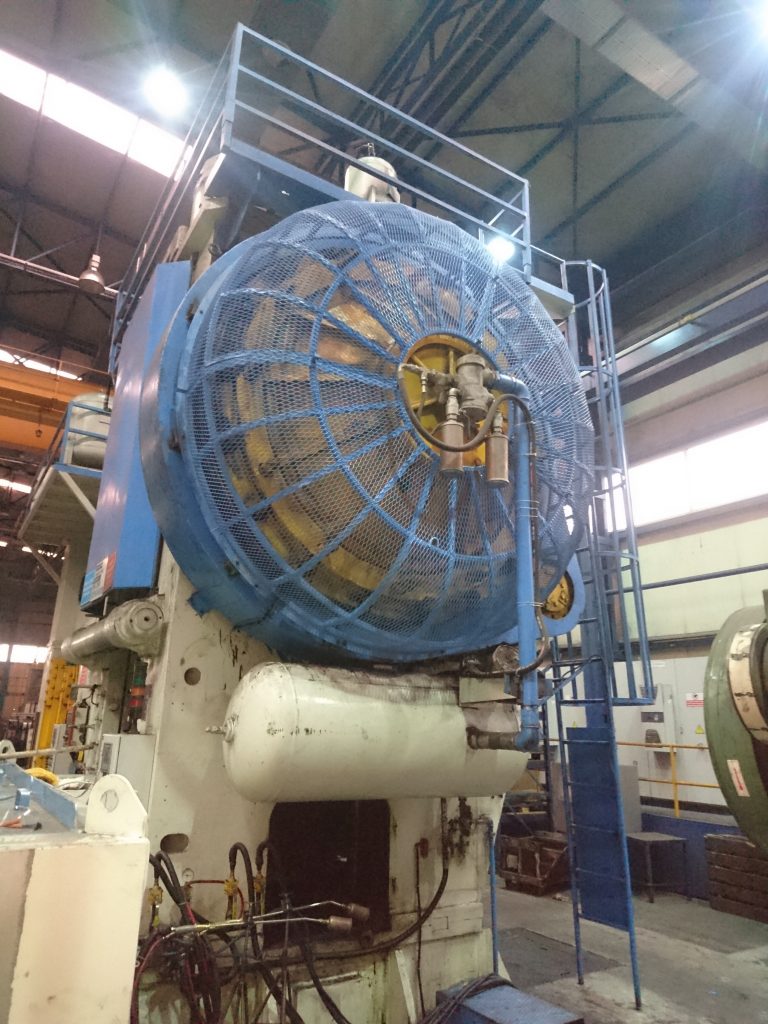 Makine Koruma Kafesi