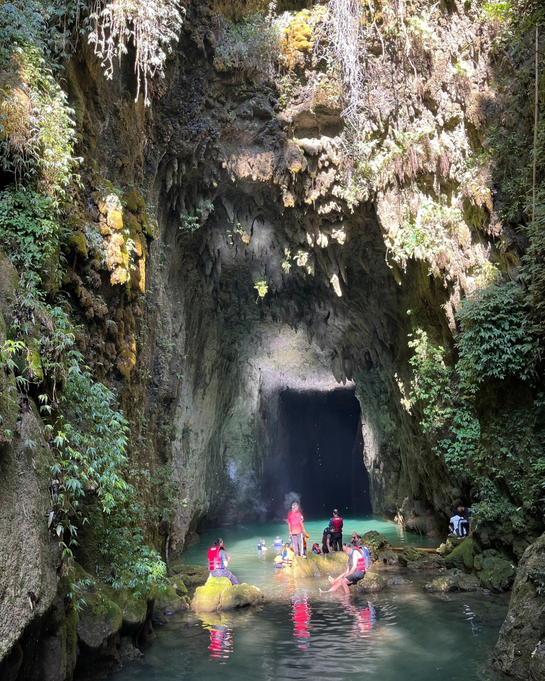 Krem Chympe 1-Day Tour Package (With Caving)