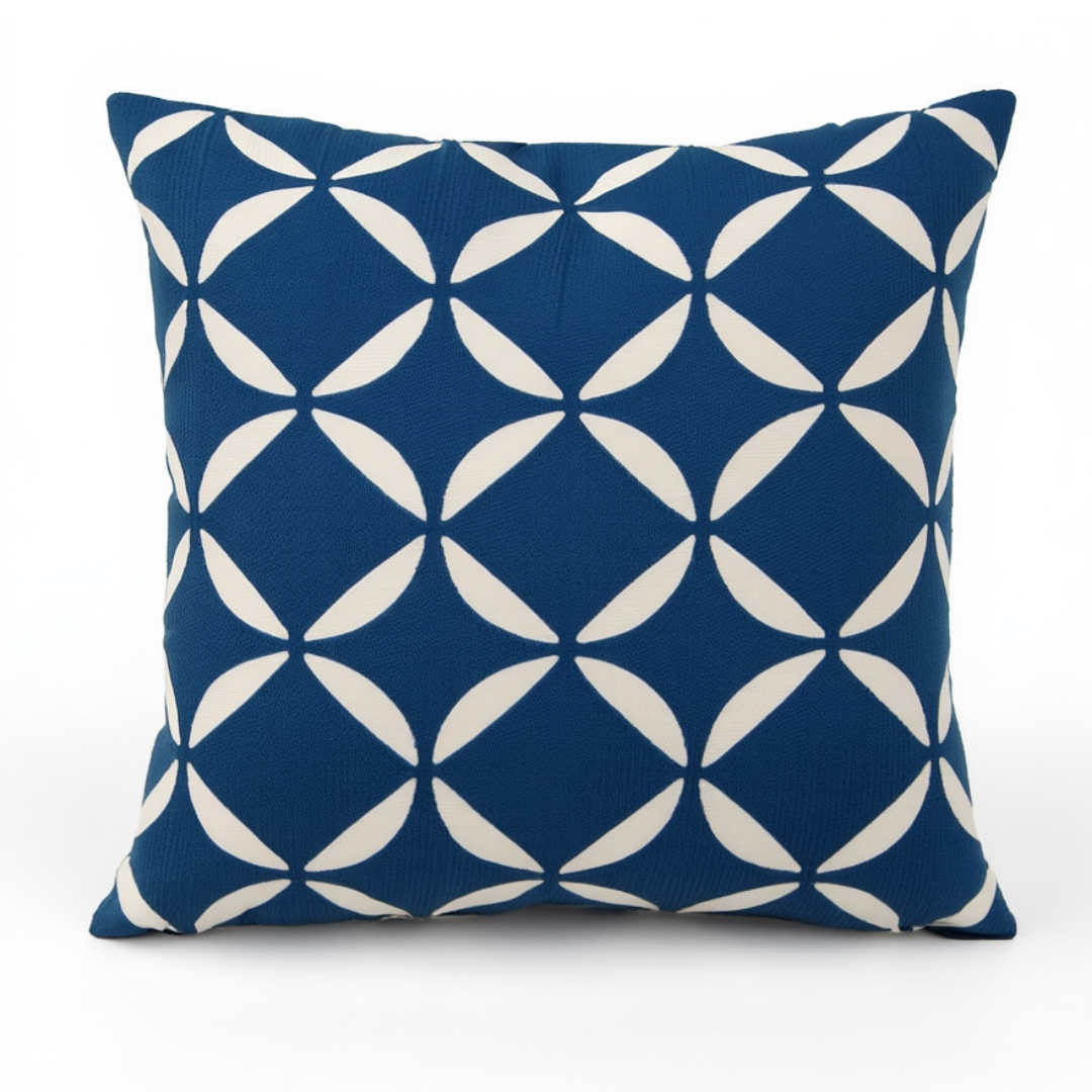 Geometric Pattern Decorative Pillow