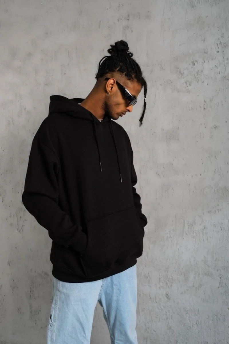 Siyah Kapüşonlu Sweatshirt