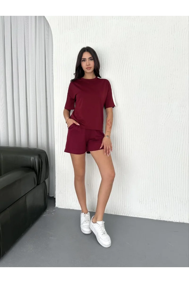 Yumuşak dokulu Kumaş Kadın Parçalı Bisiklet Yaka T-shirt Kısa Şort İkili Takım - Bordo