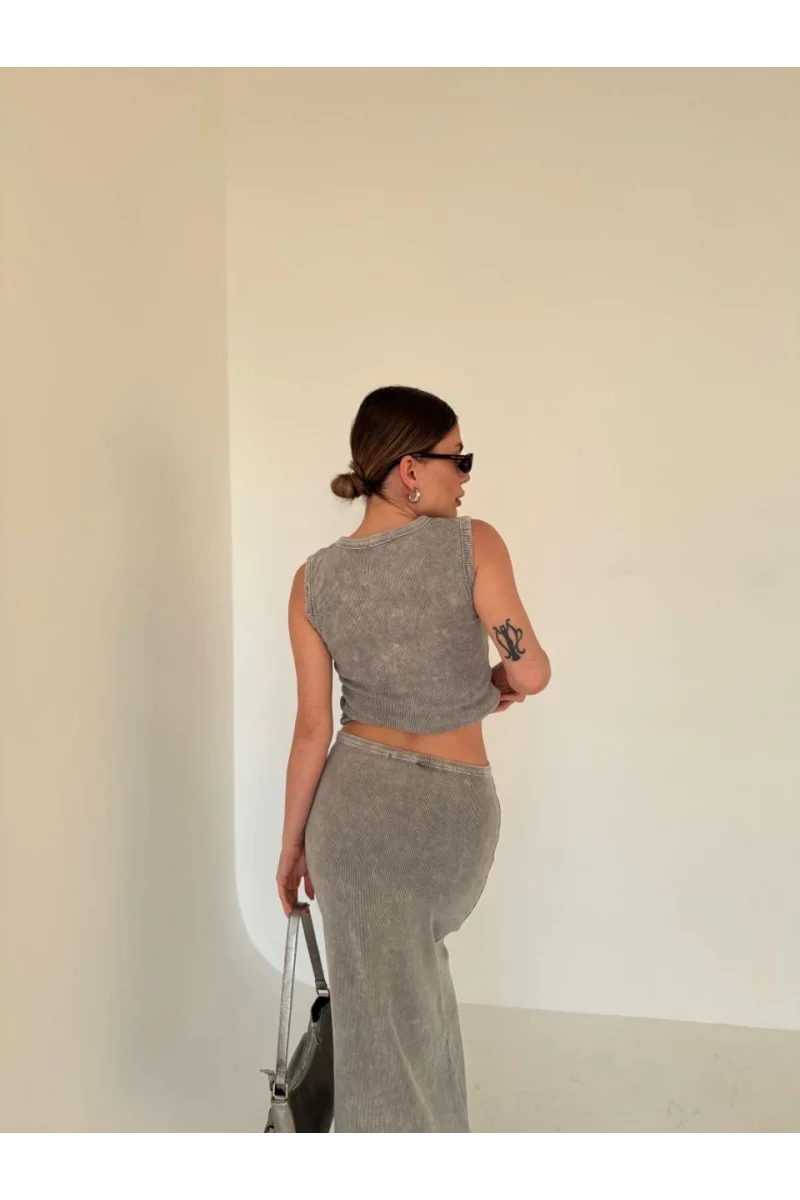 Uzun Etekli Önü Düğmeli Badi İkili Takım- Gri