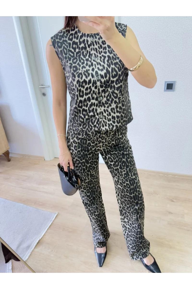 leopar desenli Düğmeli Bluzlu Pantolon İkili Takım -Leopar