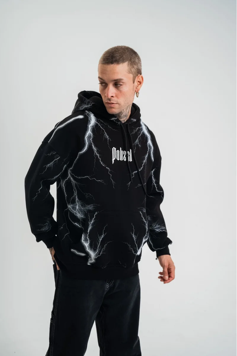 Şimşek Desenli Siyah Kapüşonlu Sweatshirt