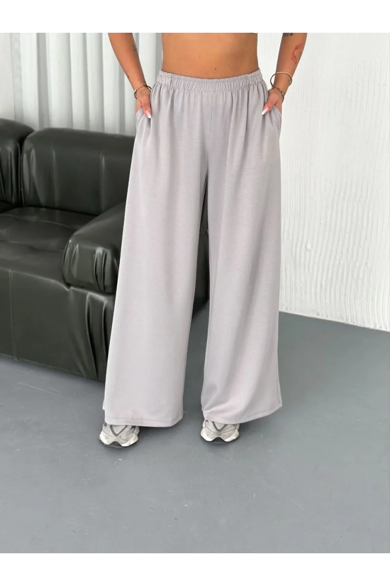 Yumuşak Dokulu Kumaş Bisiklet Yaka T-shirt Bol paça Pantalon ikili Takım - Boyalı Gri