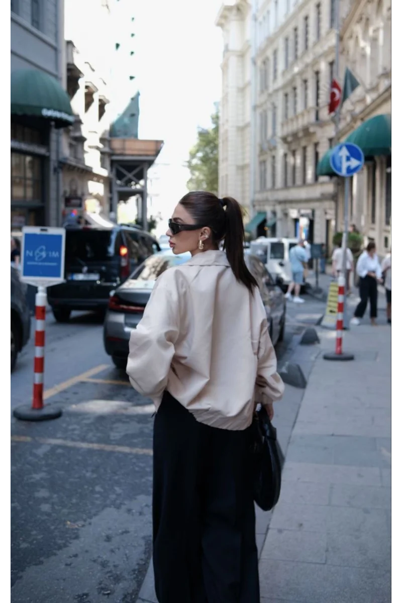 Fermuarlı Gömlek Yaka Bomber Ceket - Beyaz