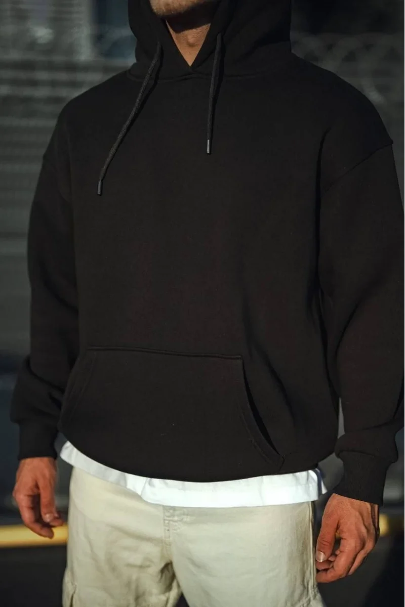 Siyah Kapüşonlu Sweatshirt