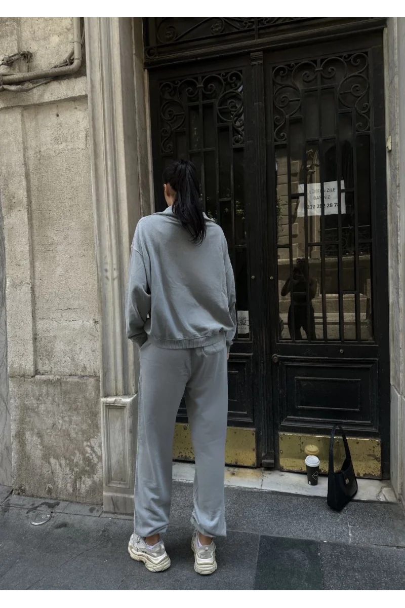 Yıkamalı iki iplik Kumaş Yakalı Fermuarlı Oversize Eşofman Takımı - Gri