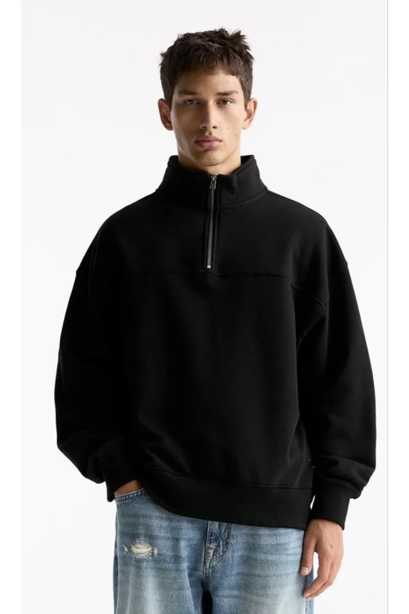 Siyah Fermuarlı Sweatshirt