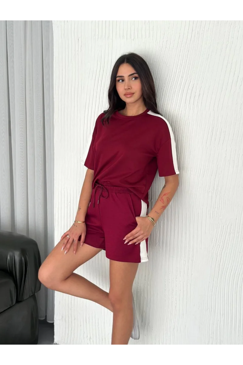 Yumuşak dokulu Kumaş Kadın Parçalı Bisiklet Yaka T-shirt Kısa Şort İkili Takım - Bordo