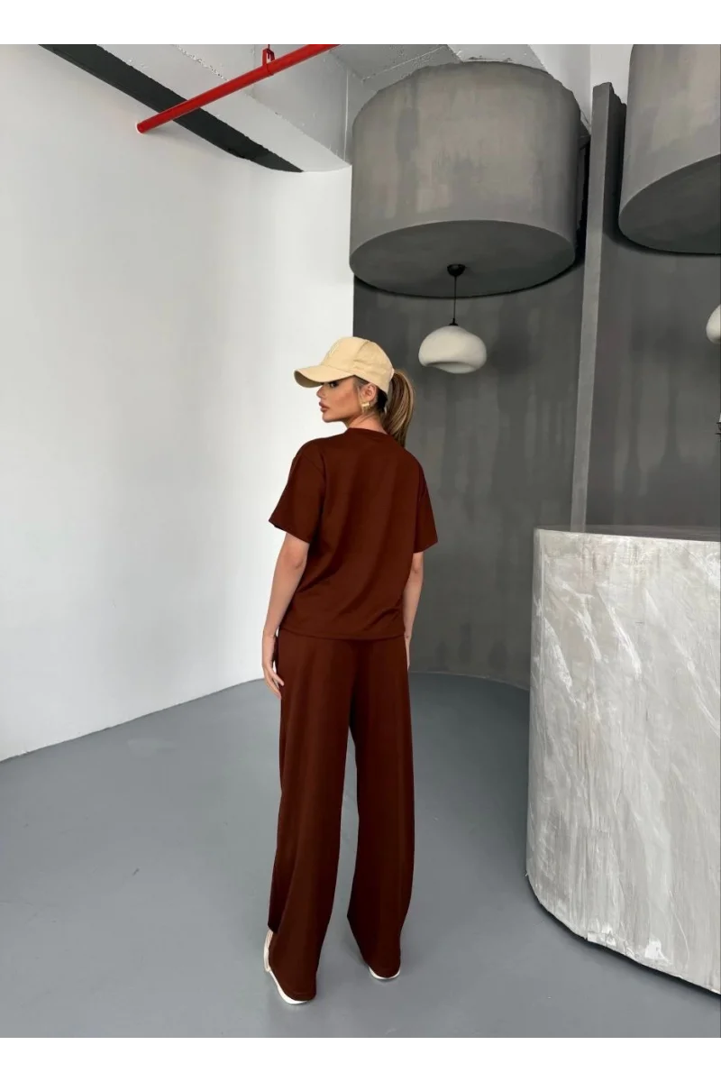 Osy Modal Yumuşak Dokulu Kumaş Kısa Kollu Bluz Rahat Pantalon ikili Takım - Kahverengi