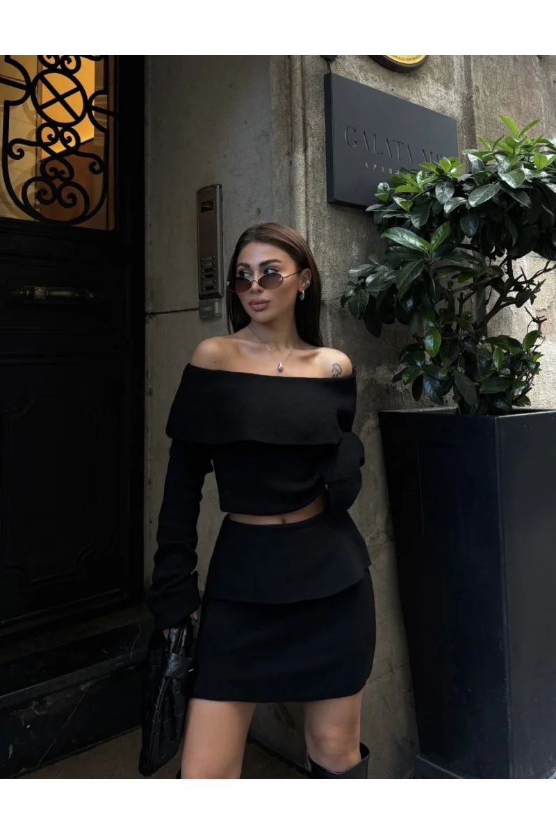 Straplez , Madonna , Carmen Yaka Croplu Mini Etekli ikili Takım Triko - Siyah