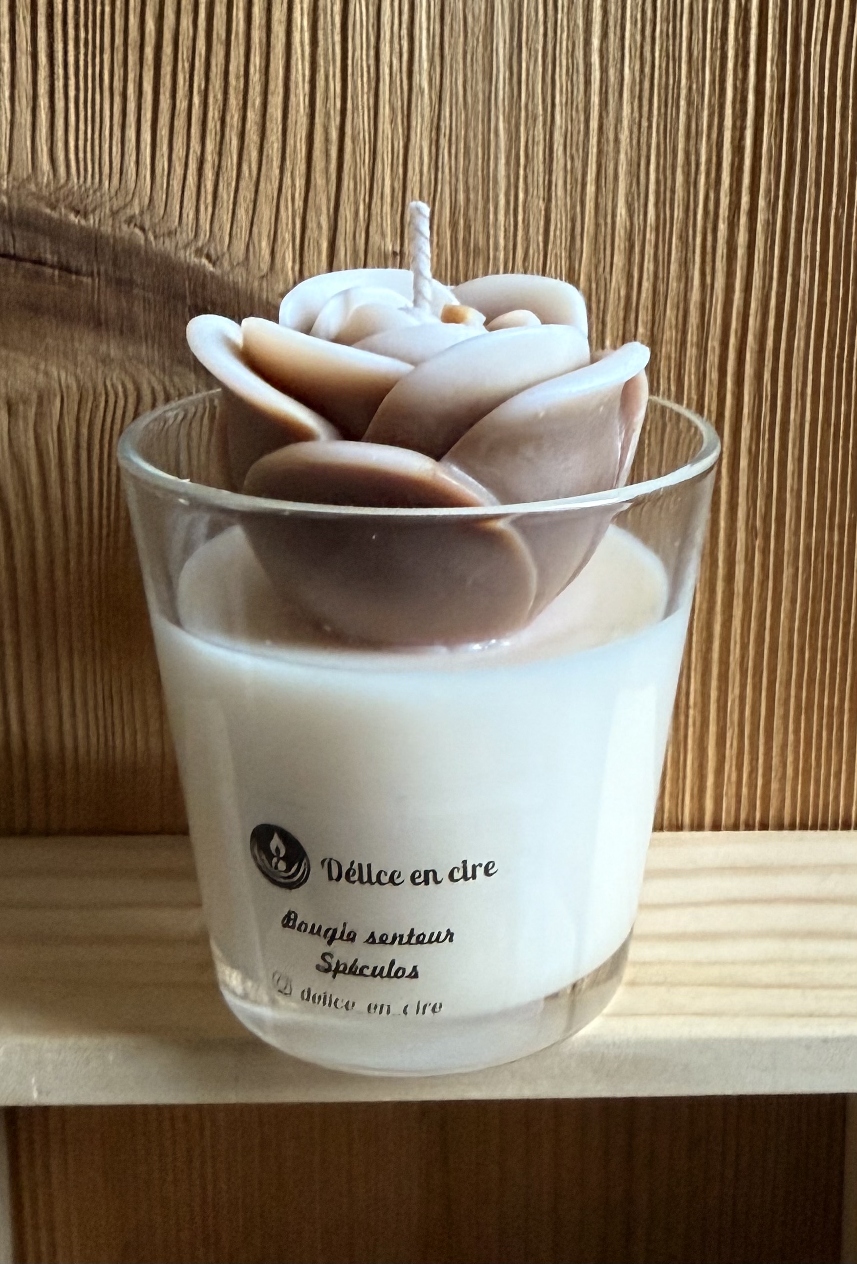 Bougie avec Rose brun clair 