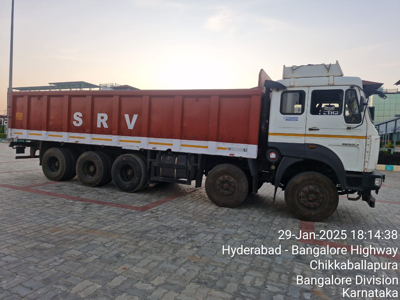 Tata Signa 4825 - 2023 16 Wheel Used Trucks